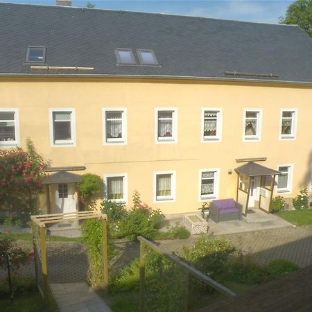 Am Lindenbaum Bed & Breakfast Зебниц Екстериор снимка